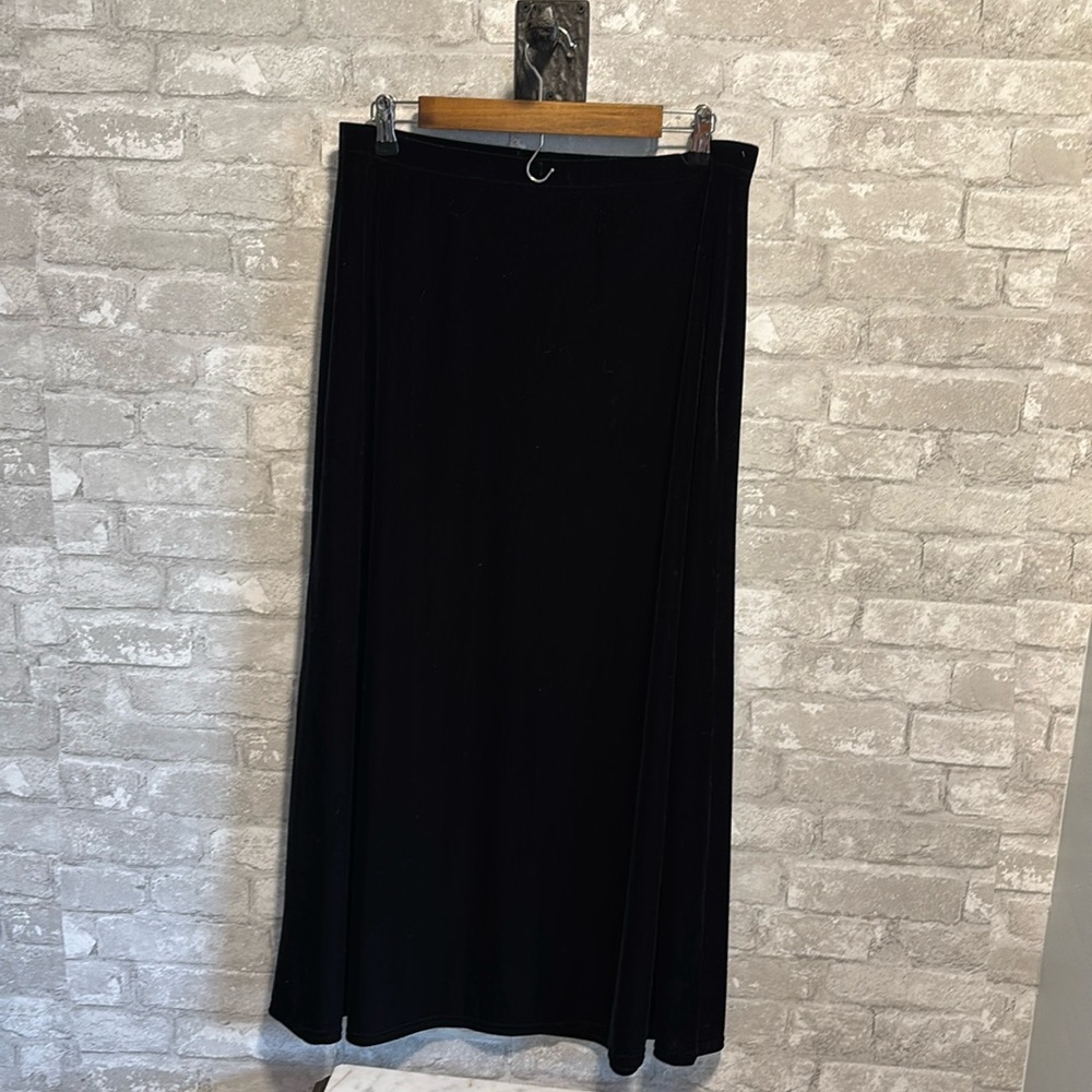 Black Velvet Long Skirt